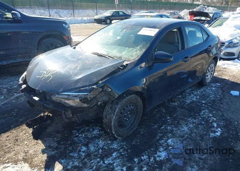 2019 Toyota Corolla Le z USA, uszkodzony, nr VIN 2T1BURHE0KC136719